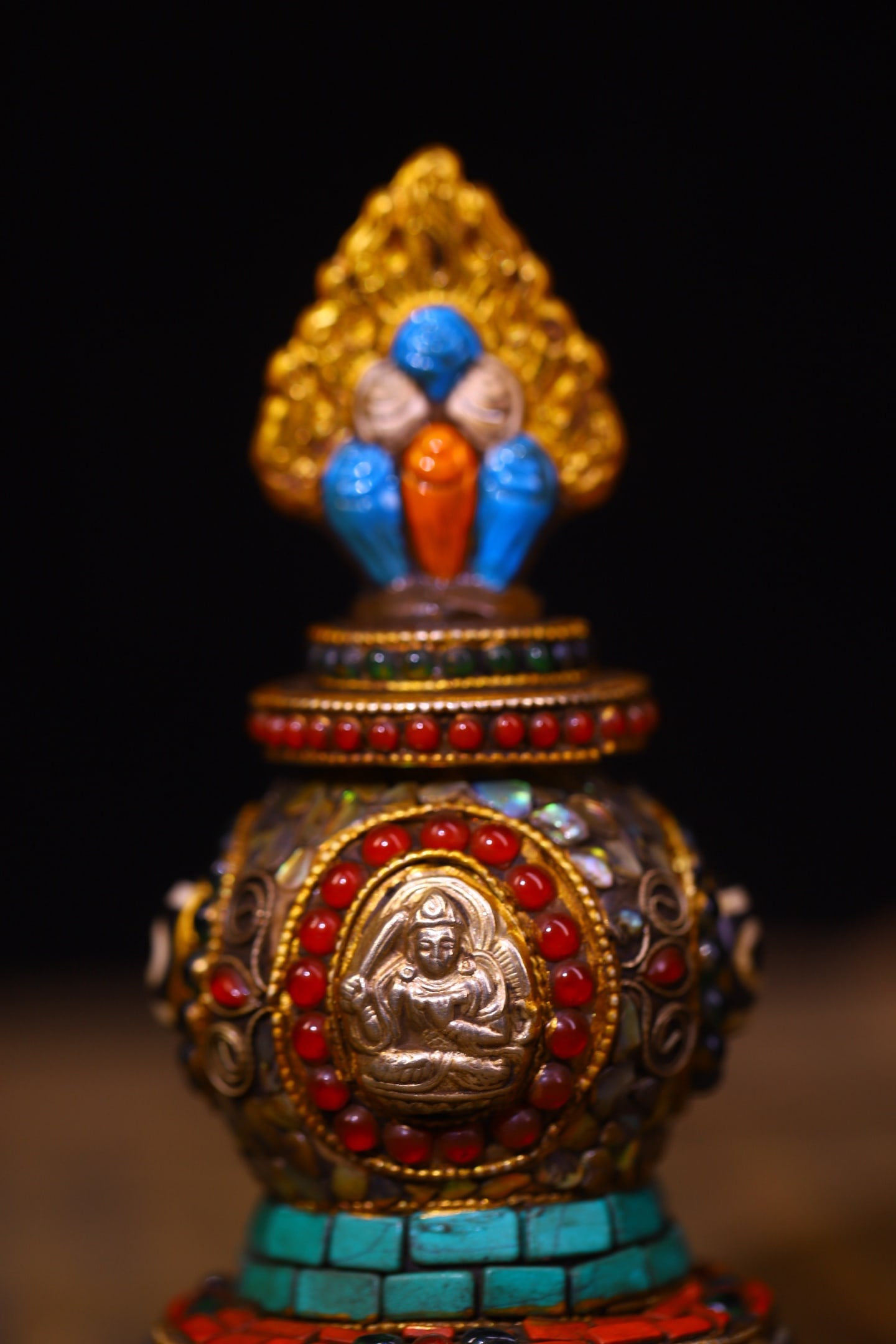 An Exquisite Crystal Inlaid Gems Pagoda - 2