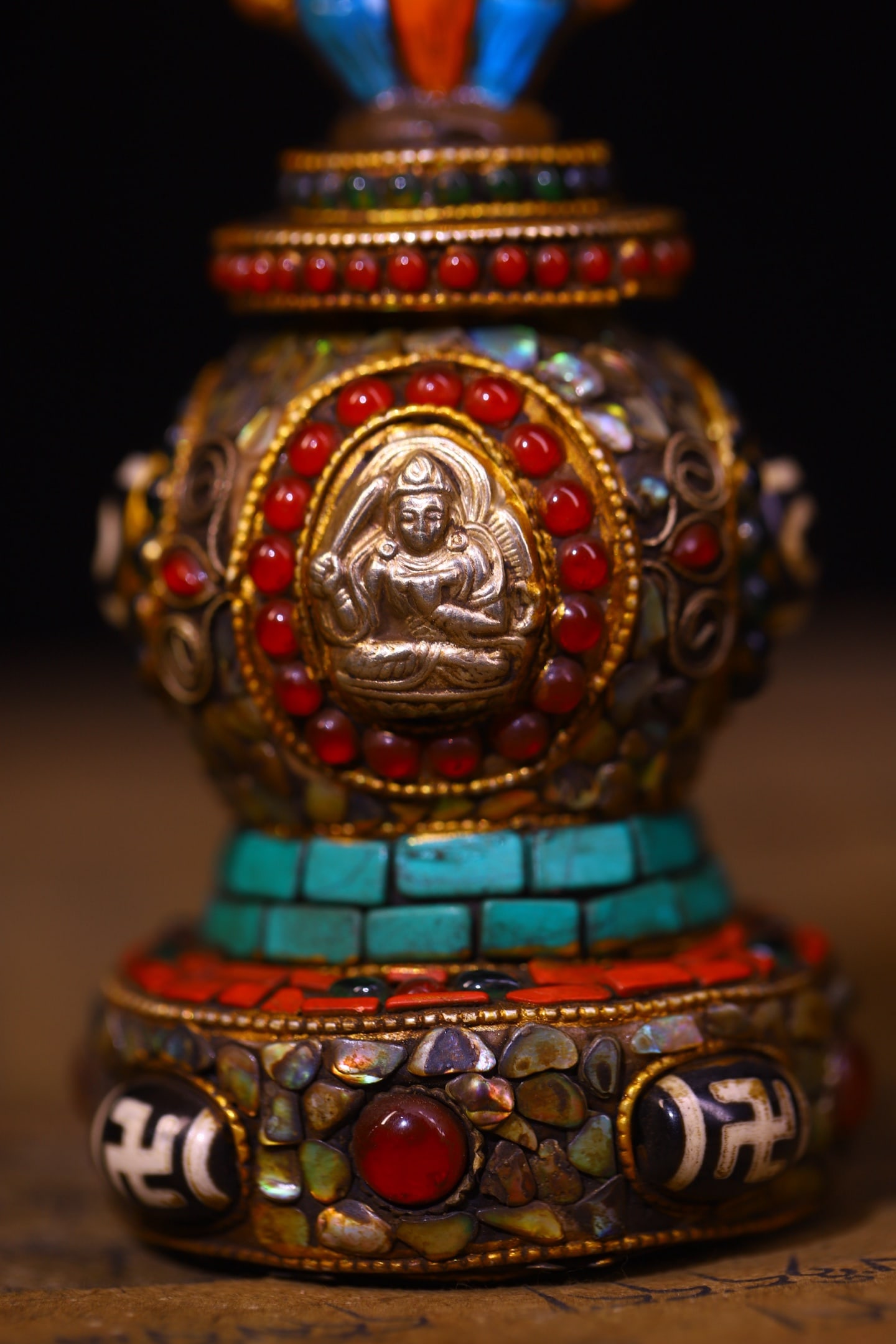 An Exquisite Crystal Inlaid Gems Pagoda - 7