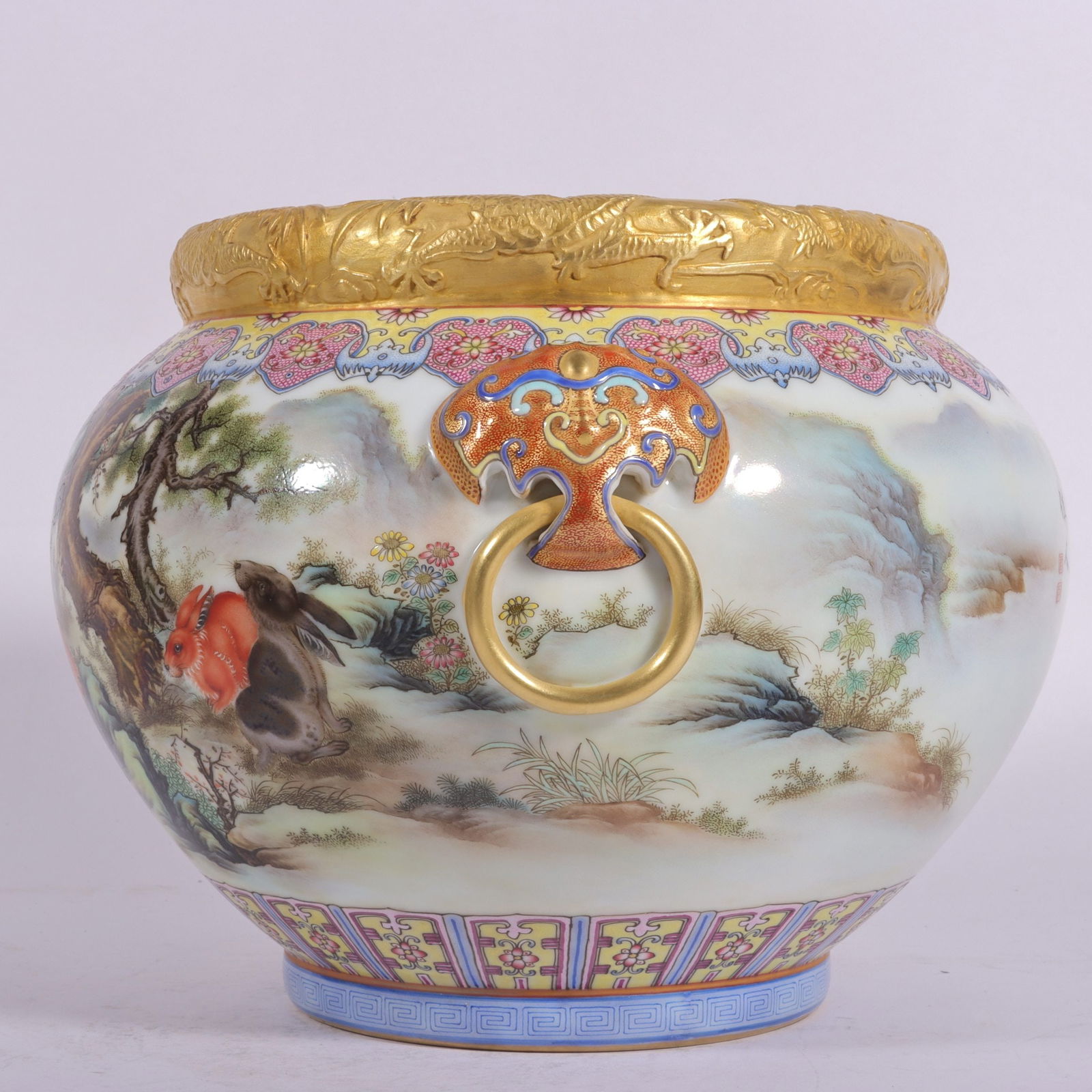 An Exquisite Enamel Painted Gold Dragon Pattern Rabbit Pattern Double-Ears Brush Washer - 4