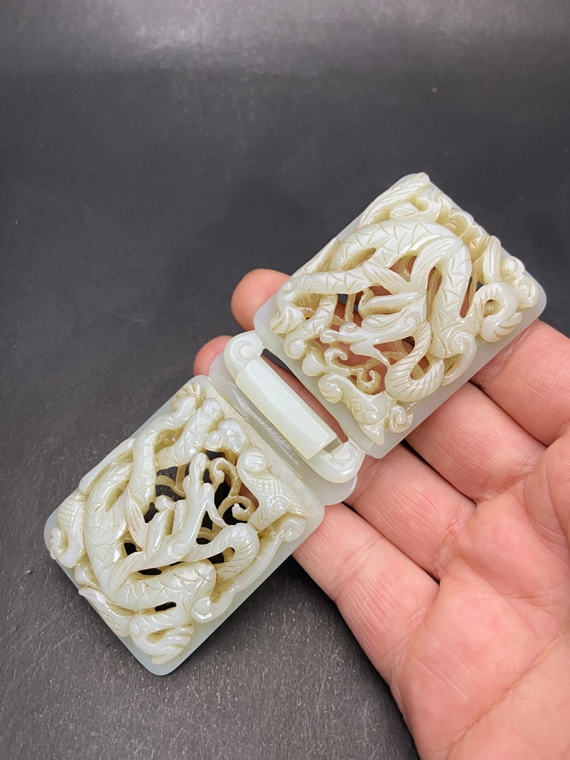 An Exquisite White Jade Dragon Pattern Ornament - 8