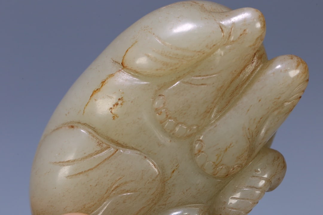 An Exquisite White Jade Elephant Ornament - 9