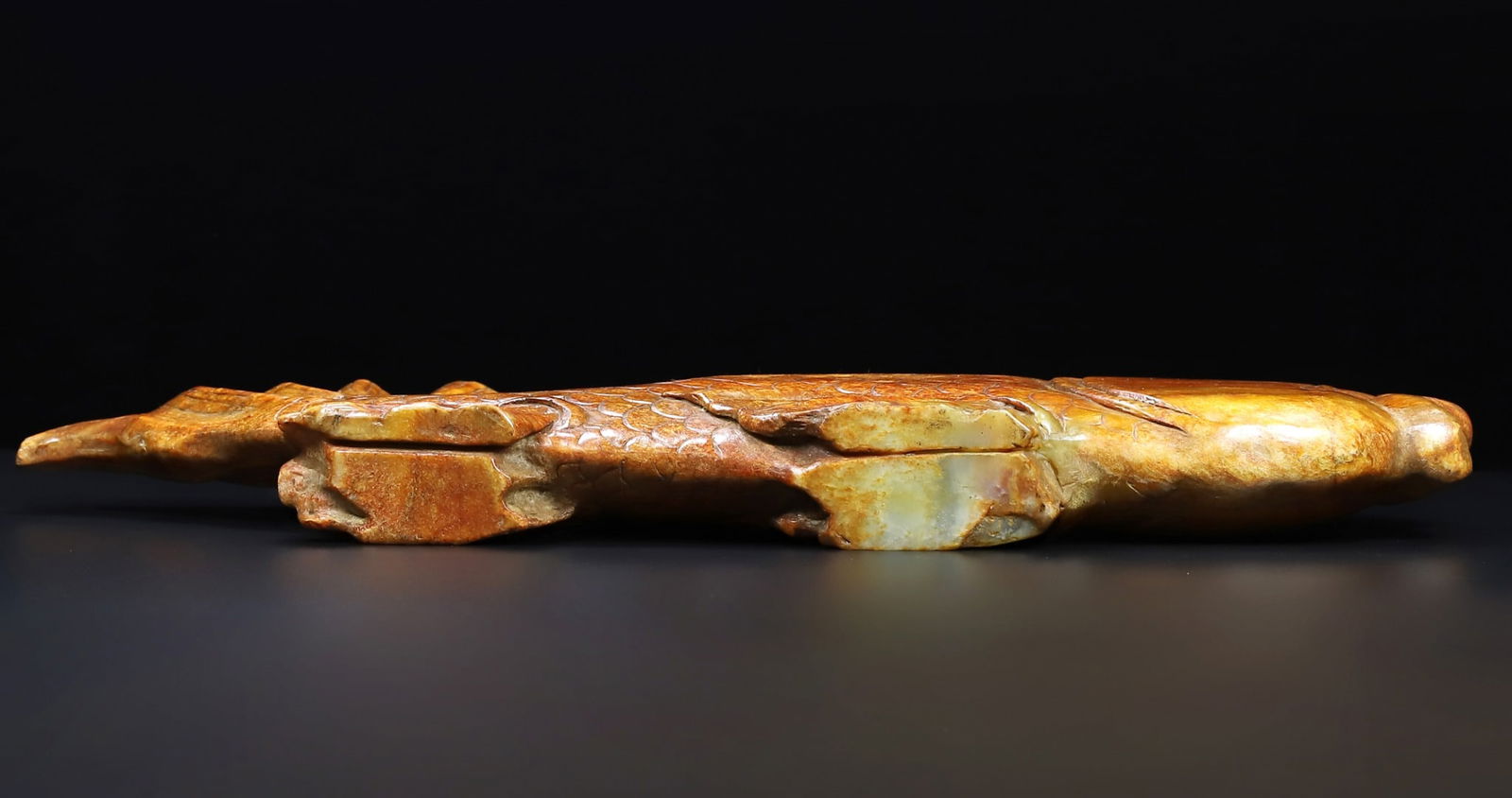 An Exquisite White Jade Fish Ornament - 10