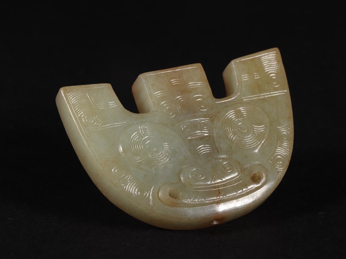 An Exquisite White Jade Beast-Face Pattern Ornament - 6