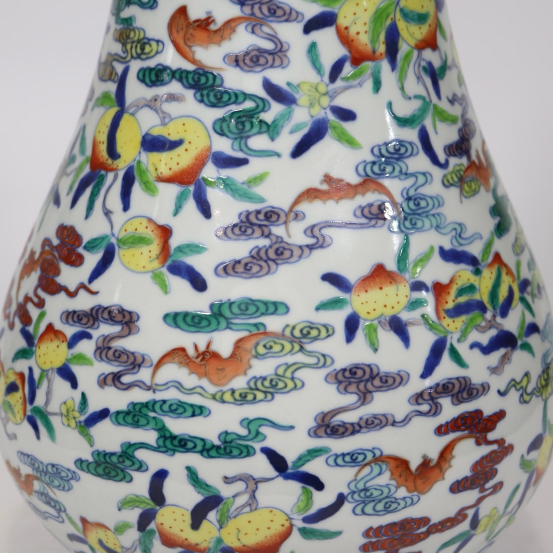 An Exquisite Doucai Bats and Peach Pattern Auspicious Cloud Pattern Vase - 6