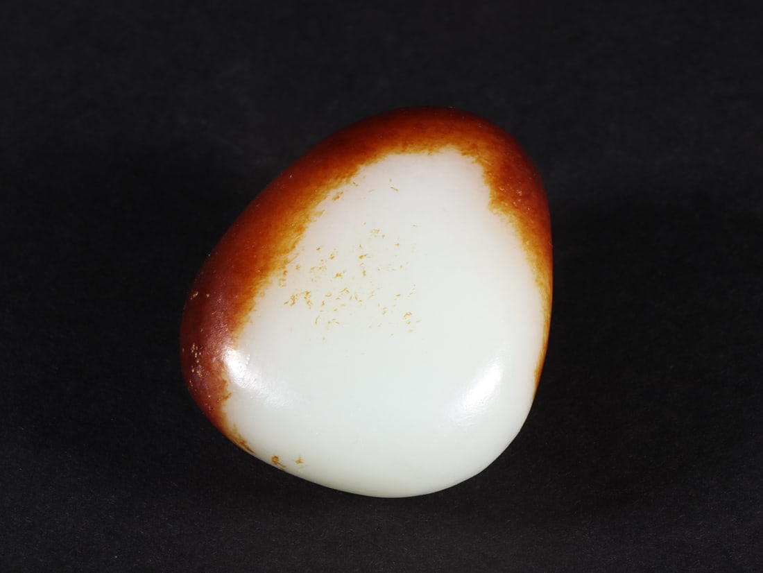 An Exquisite White Jade Ornament - 2