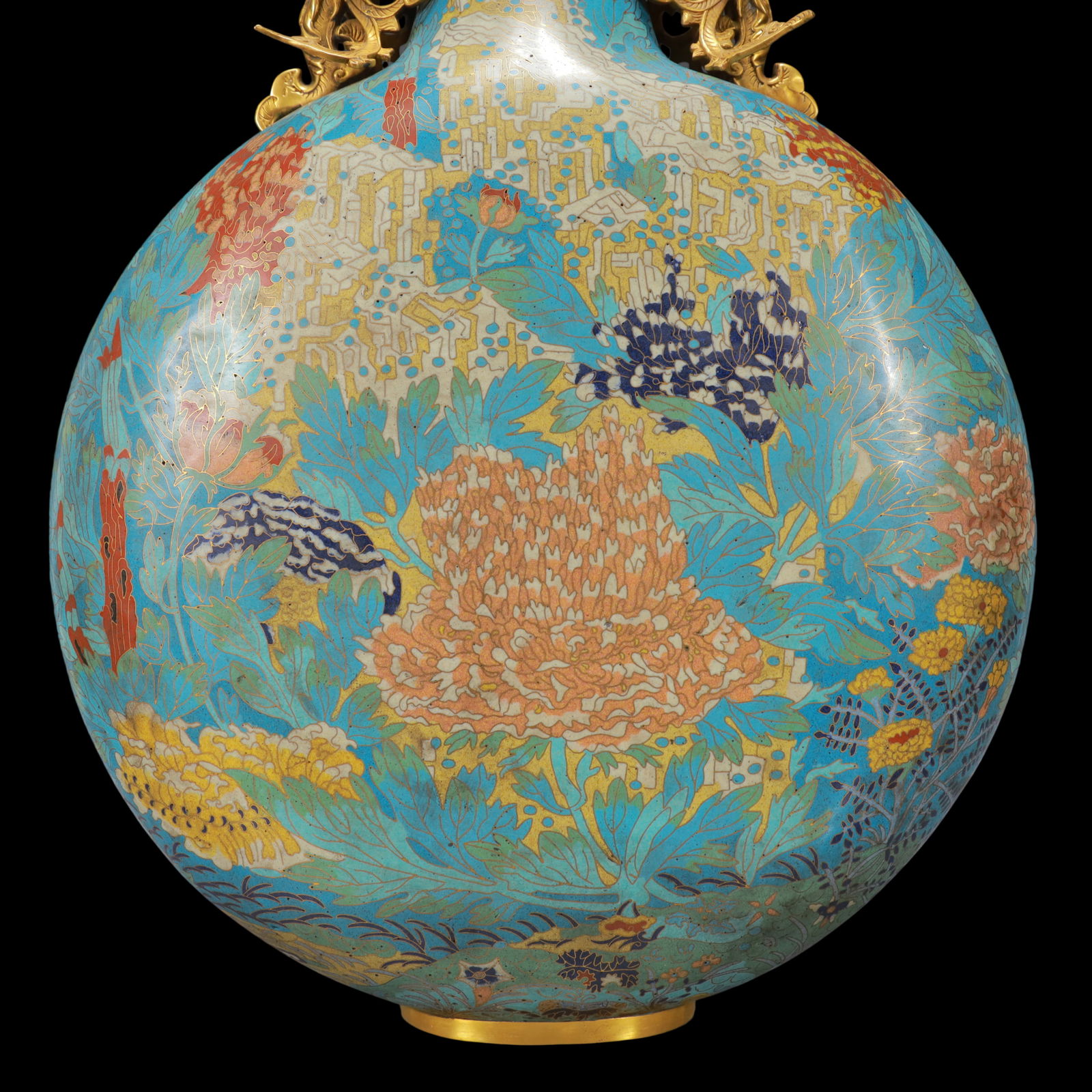 A Huge Cloisonne Chrysanthemum Pattern Phoenix-Ears Vase - 3