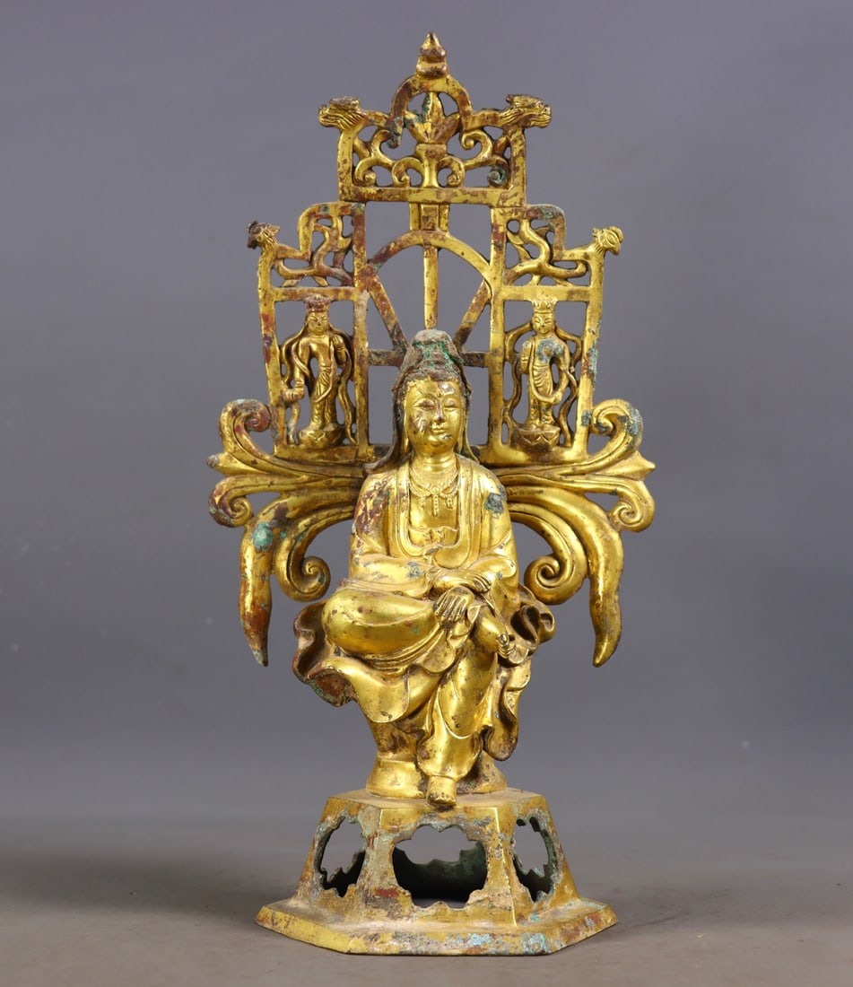 An Exquisite Gilt Bronze Buddha Statue: An Exquisite Gilt Bronze Buddha Statue N.Wei , China Size:29.5cmx15cmx12cm Weight:1239g (The Dimensions Of All Batches Are Manually Measured.If You Need More Detailed Information, Please Contact