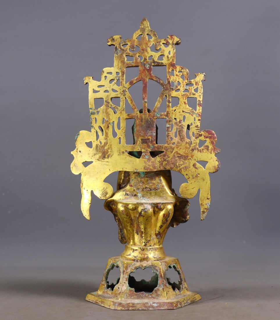 An Exquisite Gilt Bronze Buddha Statue - 8