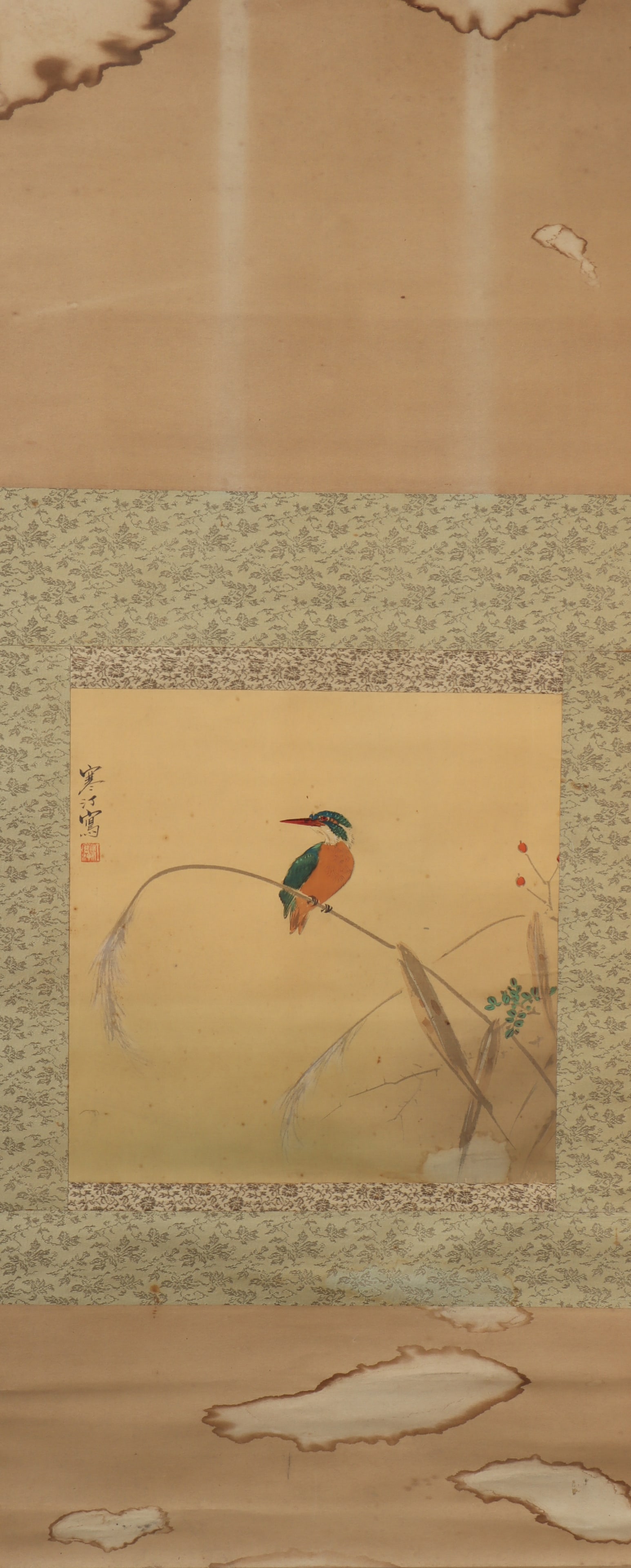 A Chinese Vertical Scroll Ink Painting of Flower and Bird on Silk: A Chinese Vertical Scroll Ink Painting of Flower and Bird on Silk Jiang hanting Size:37cmx37cm (The Dimensions Of All Batches Are Manually Measured.If You Need More Detailed Information, Please