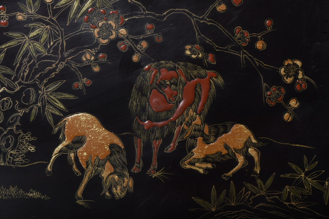 An Exquisite Black Lacquer Painted Gold Sheep Pattern Box - 6