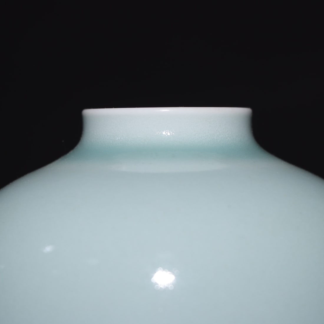 An Exquisite Sky Blue Glazed Jar - 3