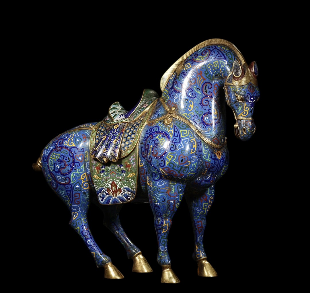 An Exquisite Cloisonne Horse Ornament: An Exquisite Cloisonne Horse Ornament Qing Dynasty, China Qianlong Four-character Mark Size:58cmx56cm Weight:20kg (The Dimensions Of All Batches Are Manually Measured.If You Need More Detailed