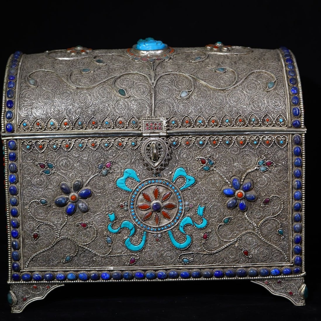 An Exquisite Silver Inlaid Gems Flower Pattern Box - 2