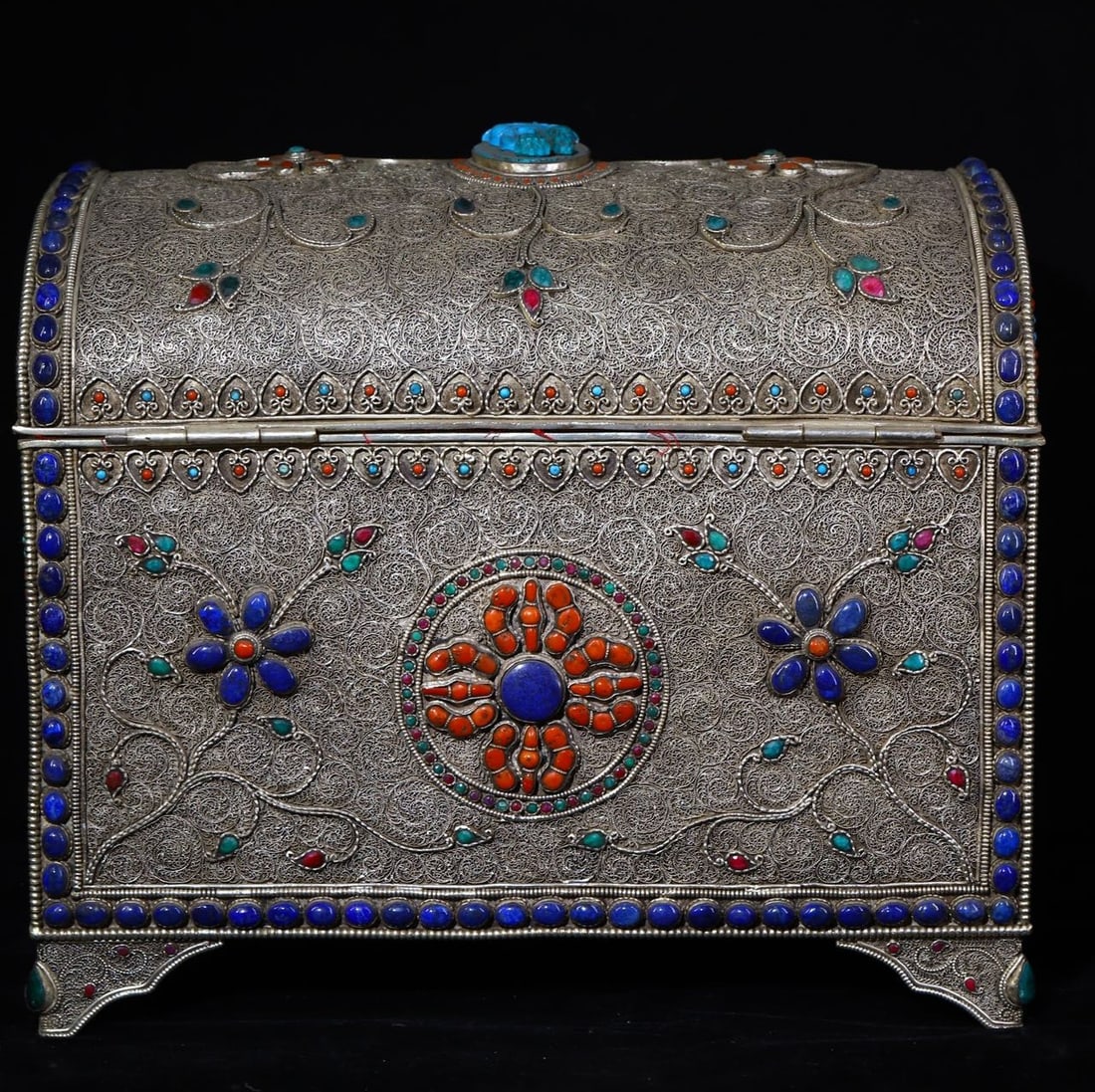 An Exquisite Silver Inlaid Gems Flower Pattern Box - 4