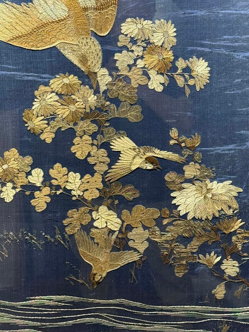 An Exquisite Kesi Flower and Bird Pattern Hanging Panel - 2