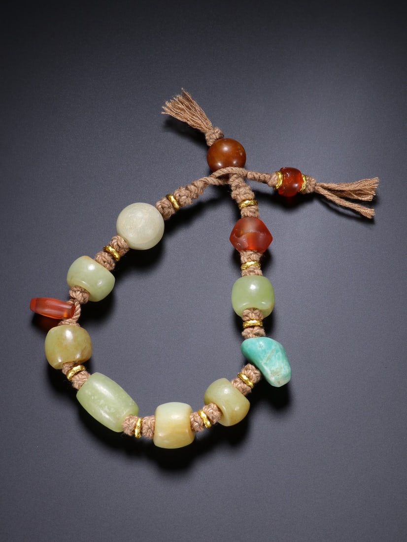 An Exquisite Gems Bracelets - 2