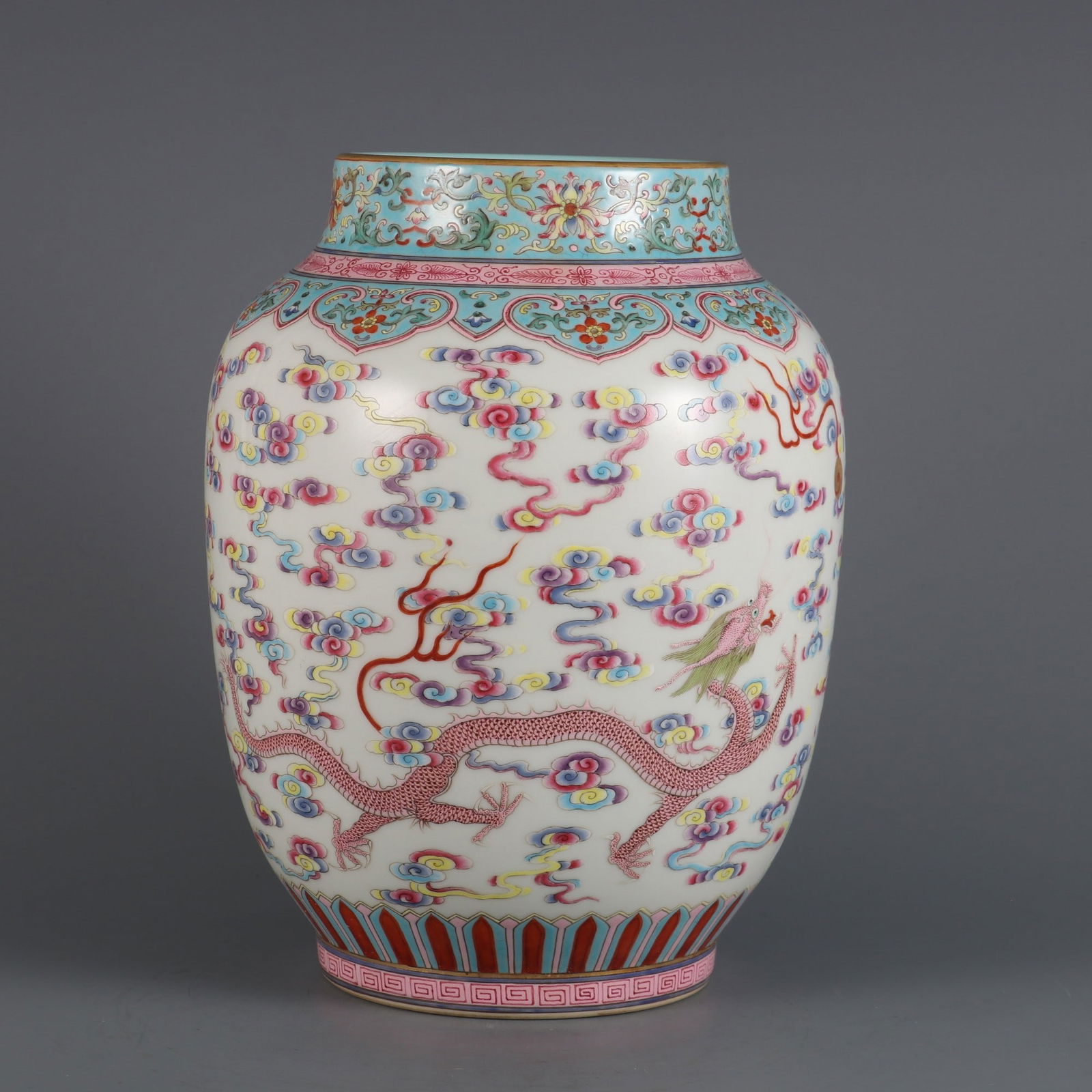 An Exquisite Famille-Rose Lotus Pattern Dragon Pattern Vase - 3