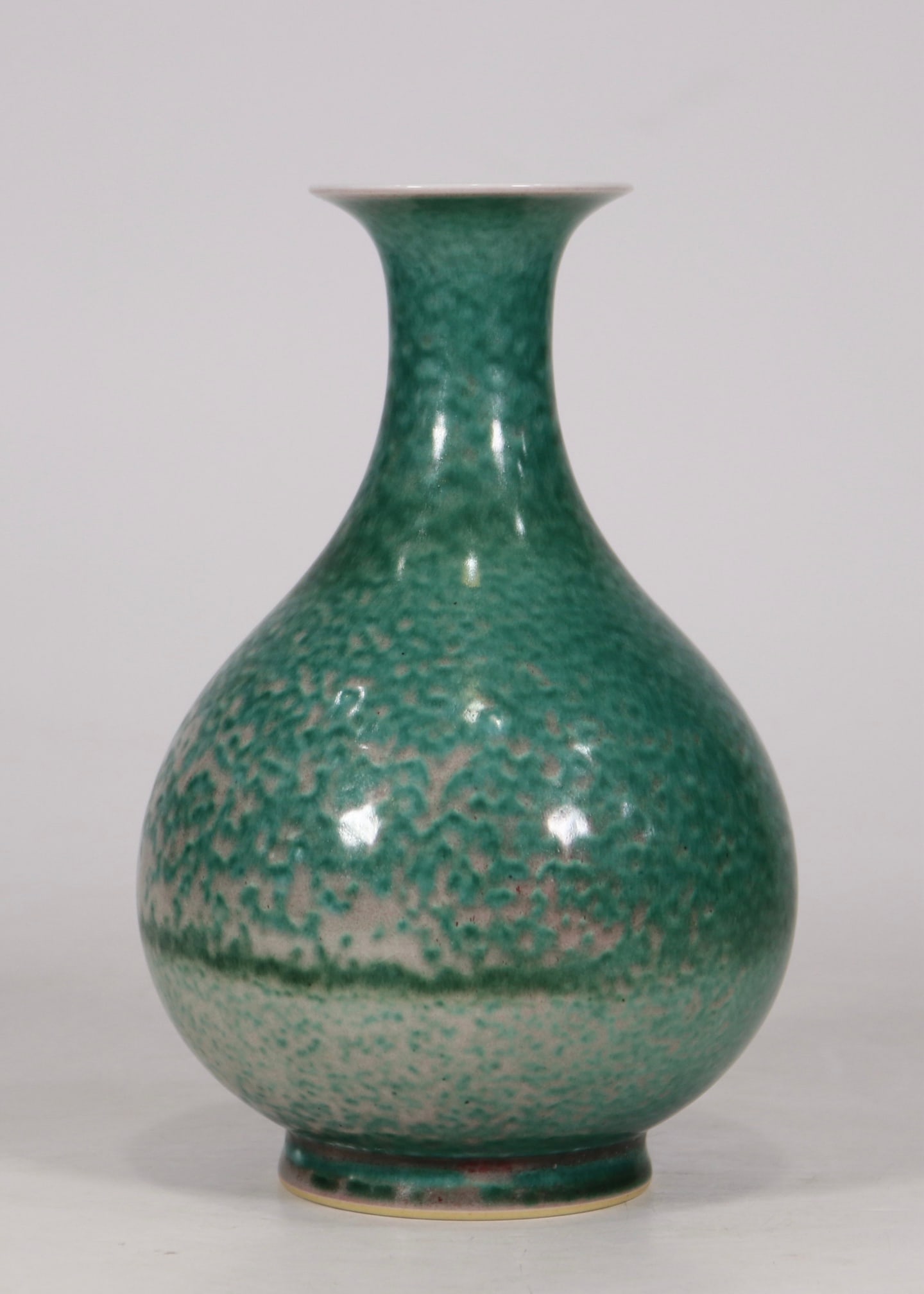 An Exquisite Green Glazed Vase - 4