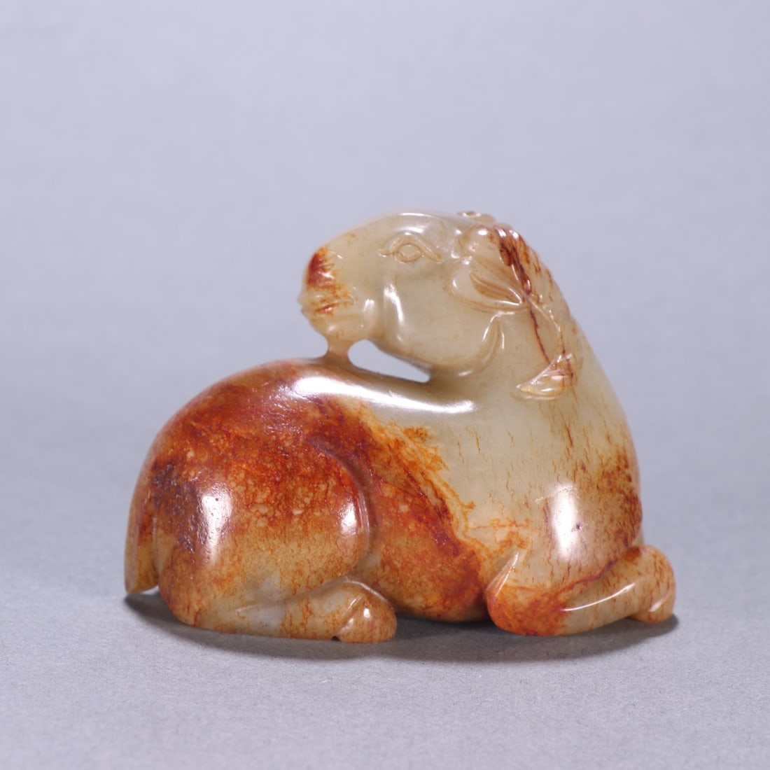 An Exquisite White Jade Sheep Ornament - 4