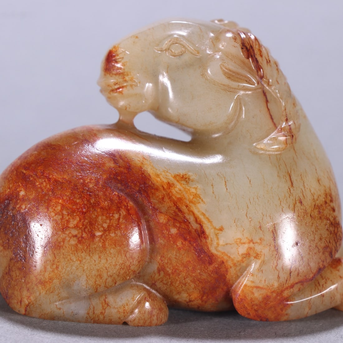 An Exquisite White Jade Sheep Ornament - 5