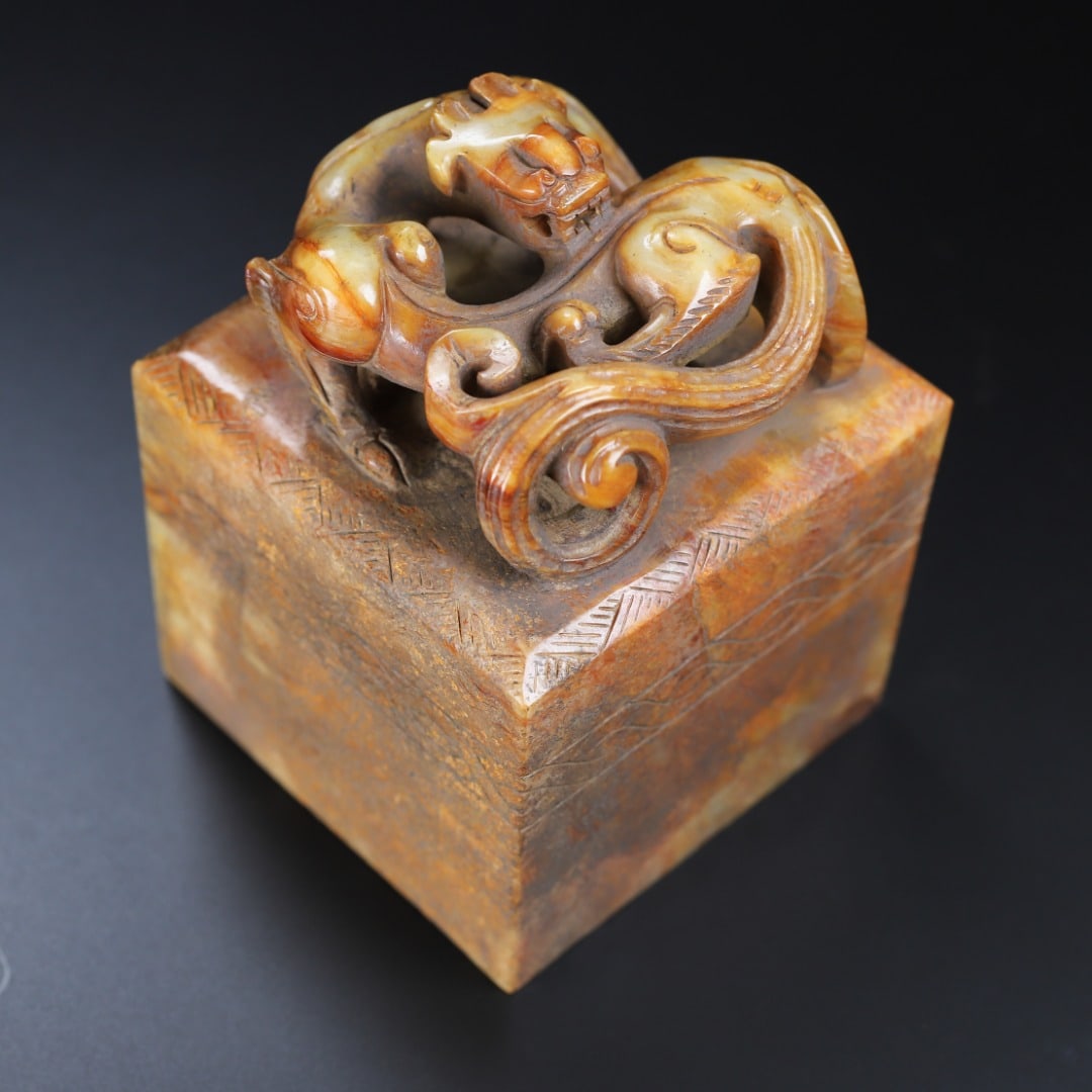 An Exquisite White Jade Auspicious Beast Seal - 9