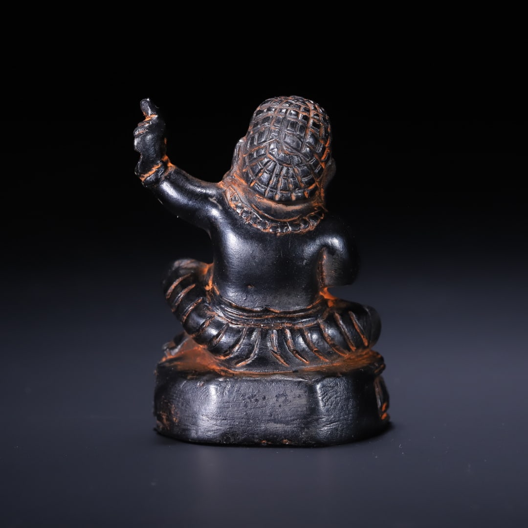 An Exquisite Black Stone Buddha Statue - 3