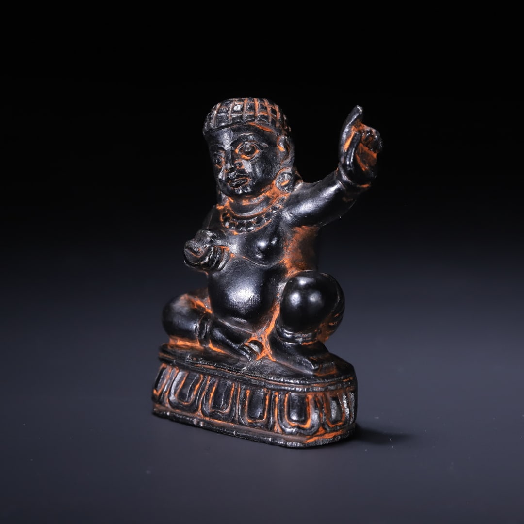 An Exquisite Black Stone Buddha Statue - 4
