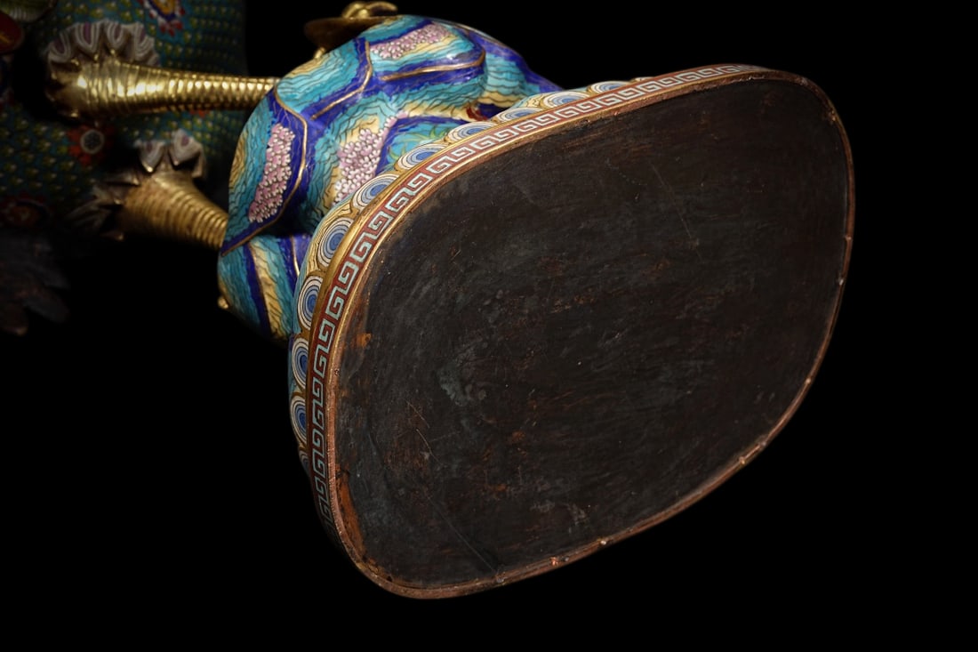 An Exquisite Cloisonne Rooster Ornament - 9