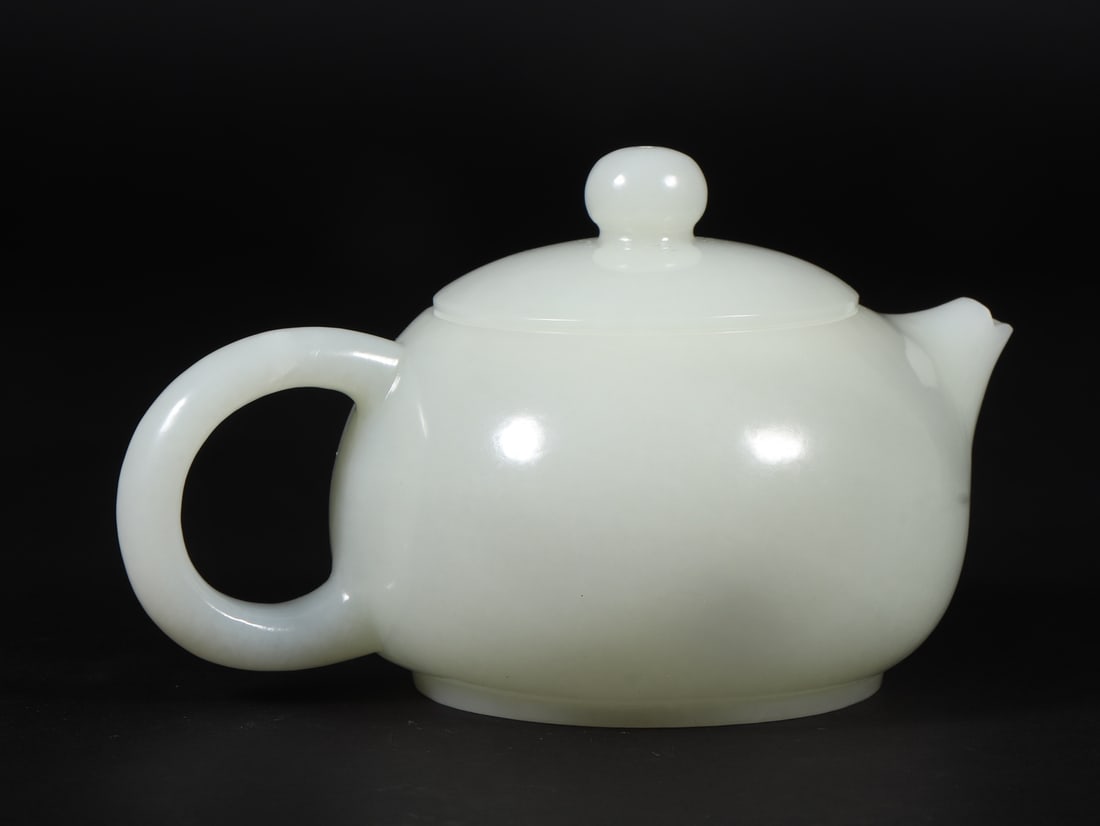 An Exquisite White Jade Teapot - 3