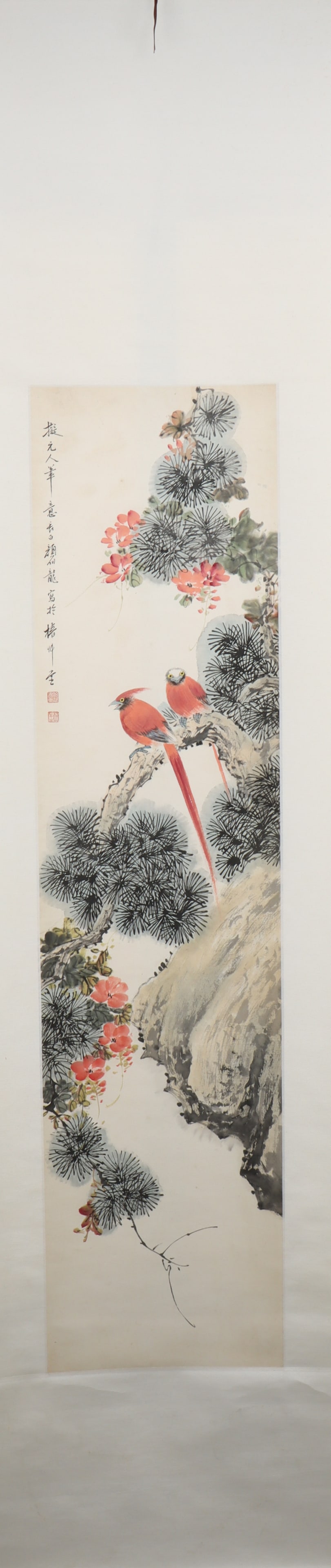 A Chinese Vertical Scroll Ink Painting of Flower and Bird on Paper: A Chinese Vertical Scroll Ink Painting of Flower and Bird on Paper Yan bolong Size:135cmx34cm (The Dimensions Of All Batches Are Manually Measured.If You Need More Detailed Information, Please