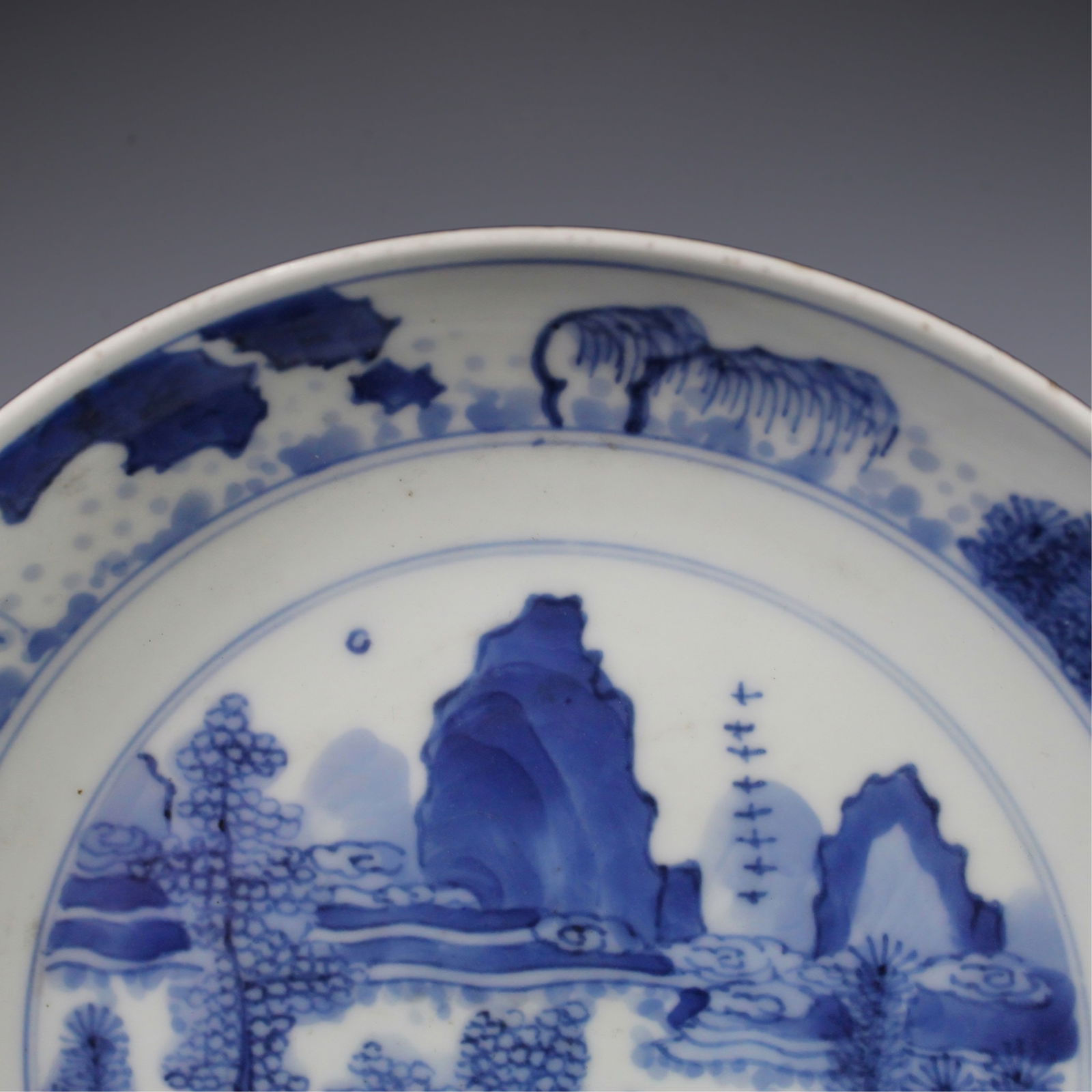 An Exquisite Blue and White Landscape Pattern Plate - 2