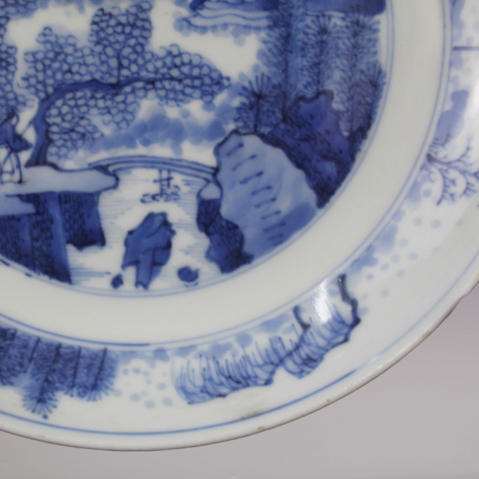 An Exquisite Blue and White Landscape Pattern Plate - 3
