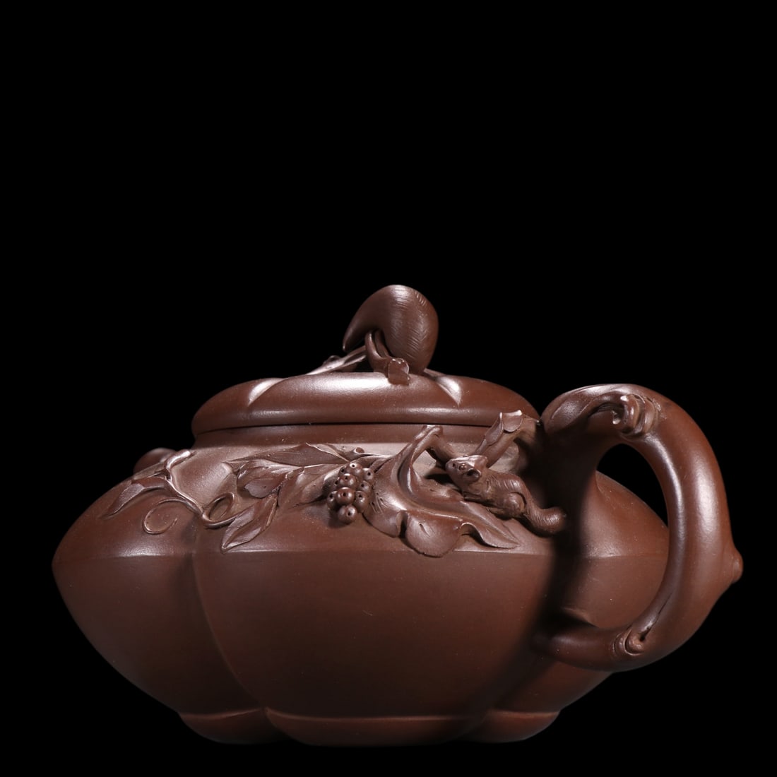 An Exquisite Purple Sands Grapes Pattern Teapot - 2