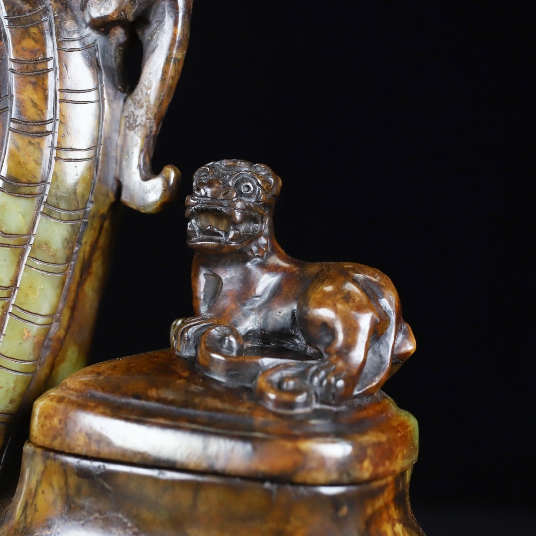 An Exquisite White Jade Beast-Face Pattern Auspicious Beast-Shaped Censer - 3