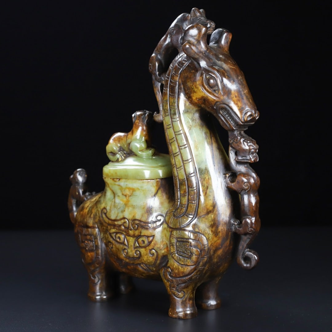 An Exquisite White Jade Beast-Face Pattern Auspicious Beast-Shaped Censer - 5