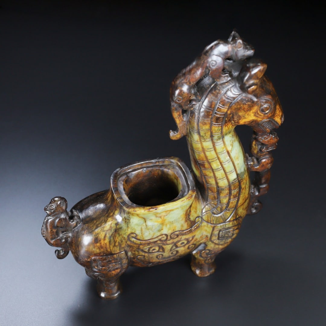 An Exquisite White Jade Beast-Face Pattern Auspicious Beast-Shaped Censer - 9