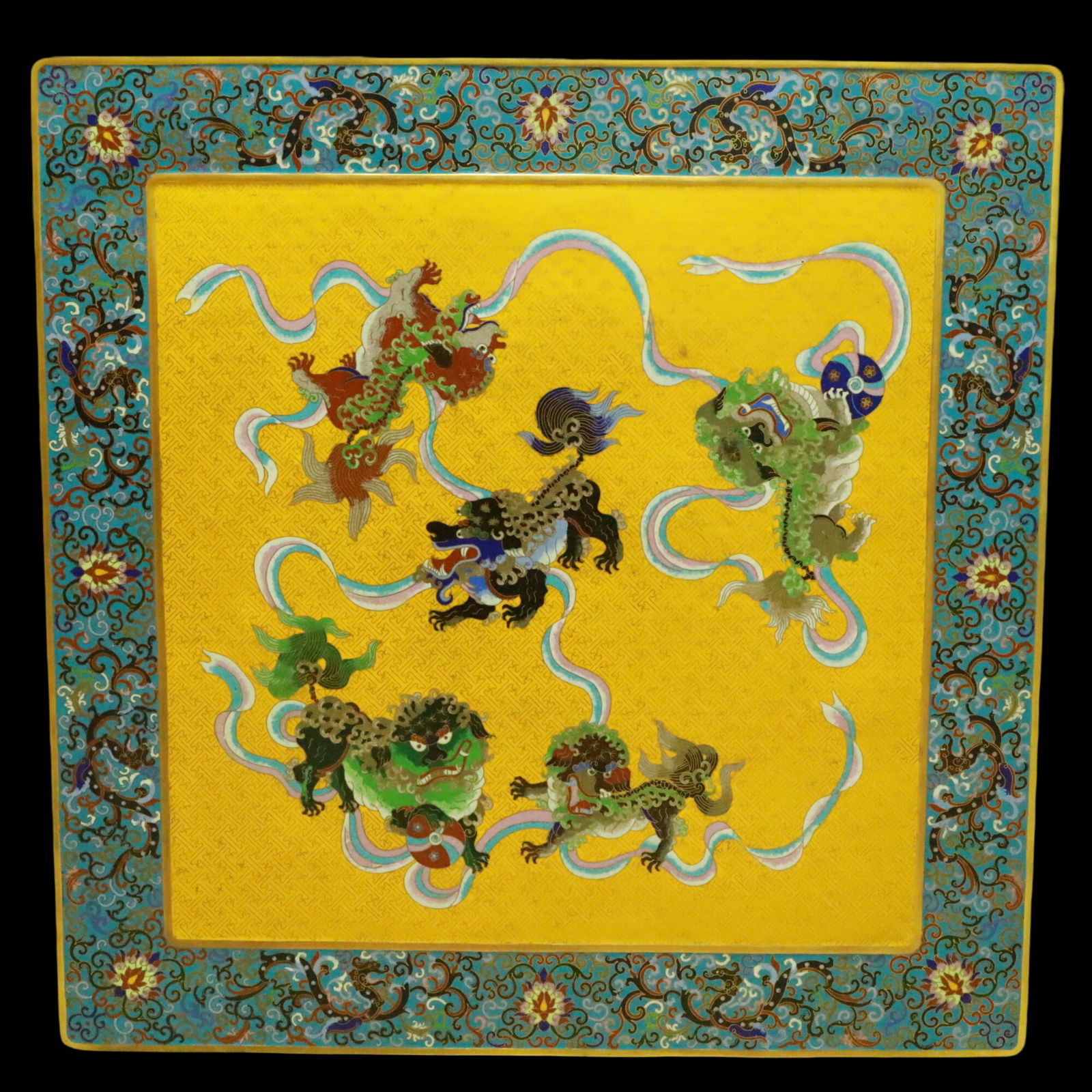 An Exquisite Cloisonne Lion Pattern Dragon Pattern Lotus Pattern Table - 8