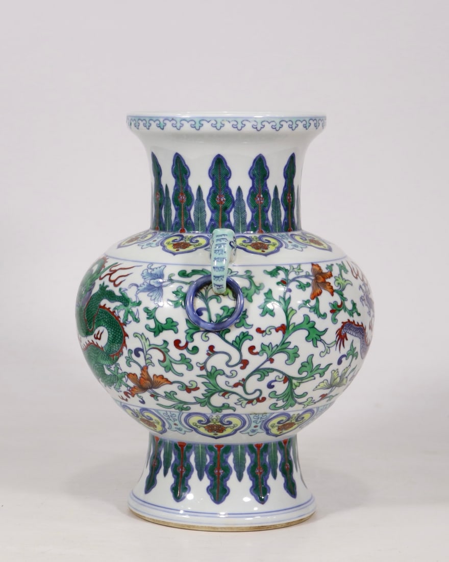An Exquisite Doucai Dragon Pattern Lotus Pattern Double-Ears Vase - 4