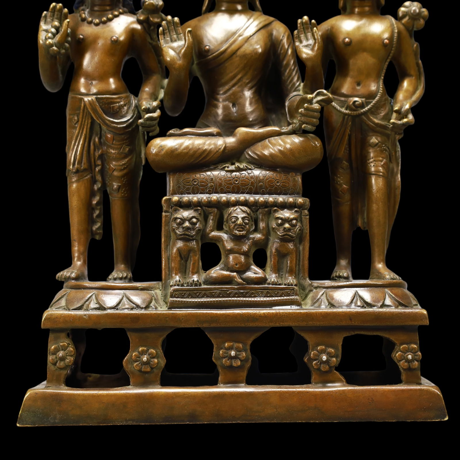 A Exquisite Coppery Buddha statue - 4