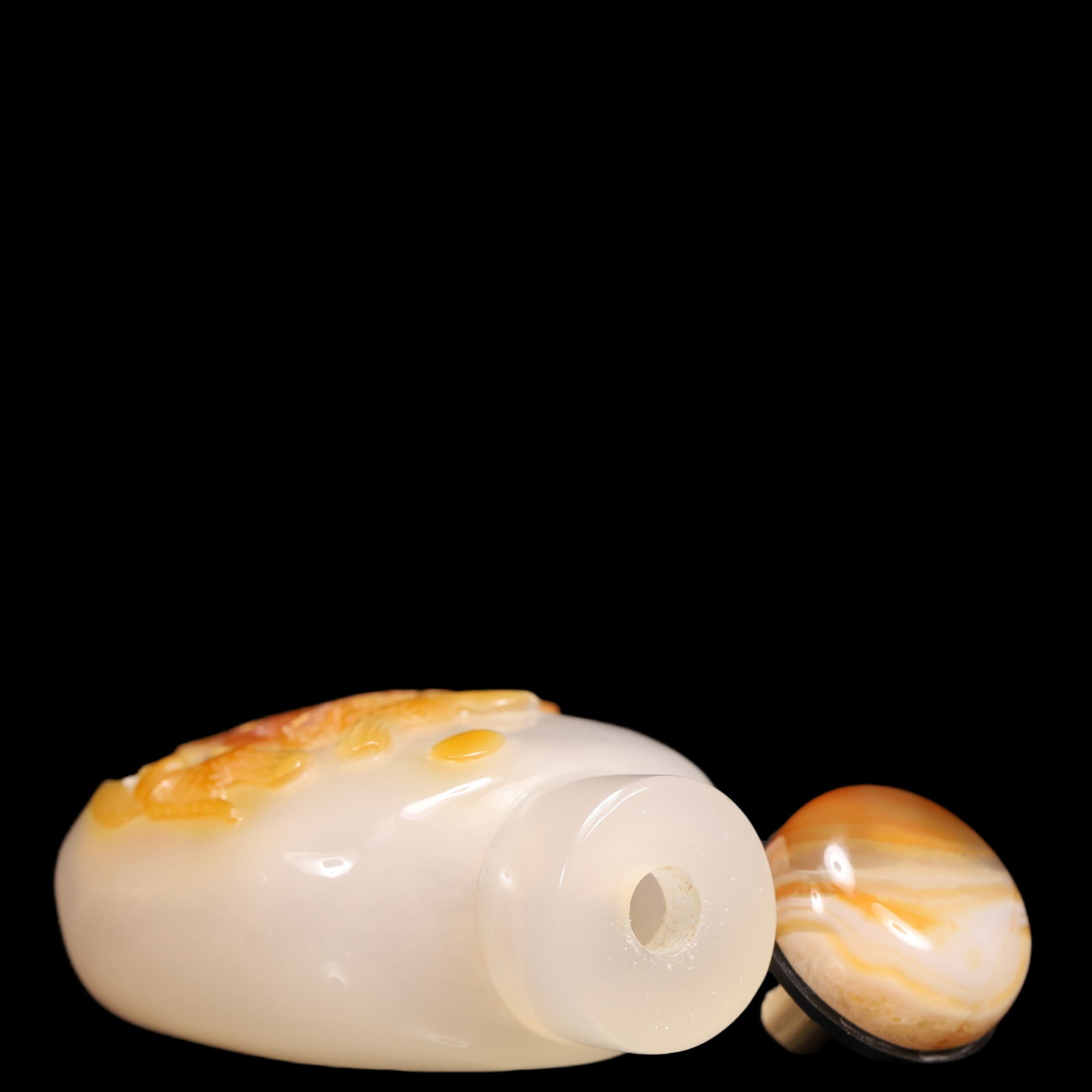 An Exquisite Agate Flower and Bird Pattern Snuff Bottle - 8
