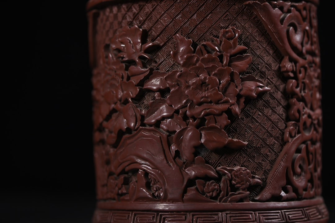 An Exquisite Carved Red Lacquer Flower Pattern Brush Pot - 2