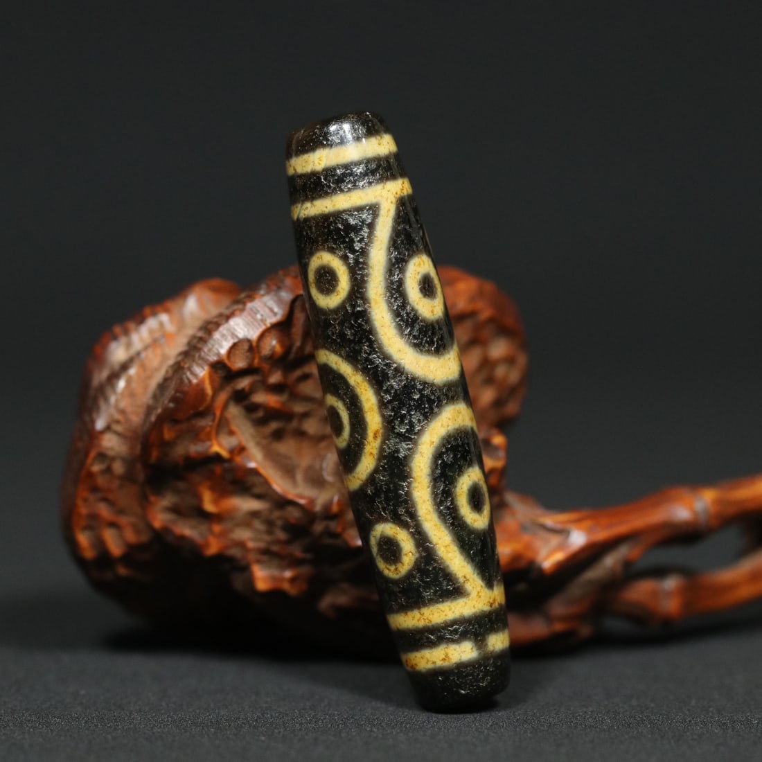 An Exquisite Agate Dzi Bead Pendant - 4