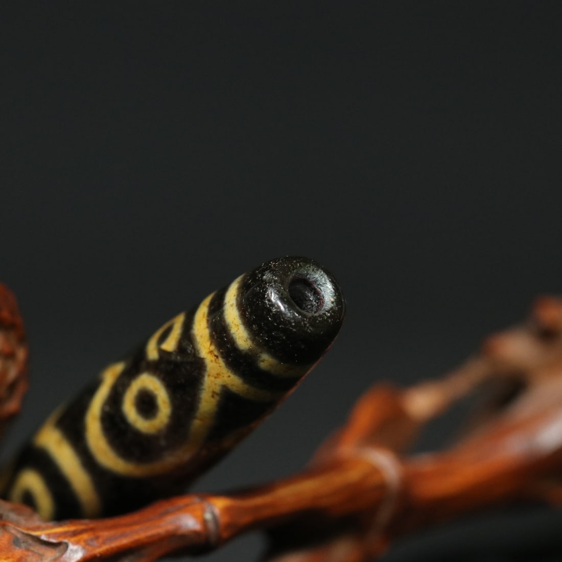 An Exquisite Agate Dzi Bead Pendant - 5