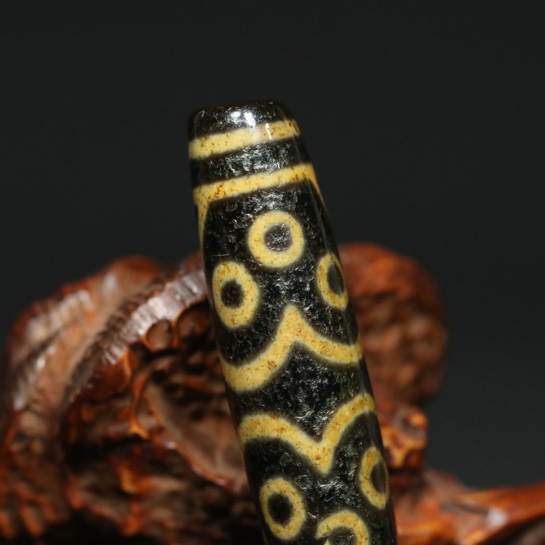 An Exquisite Agate Dzi Bead Pendant - 8