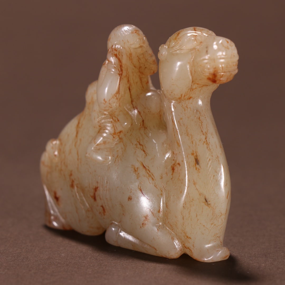 An Exquisite White Jade Camel Ornament - 4
