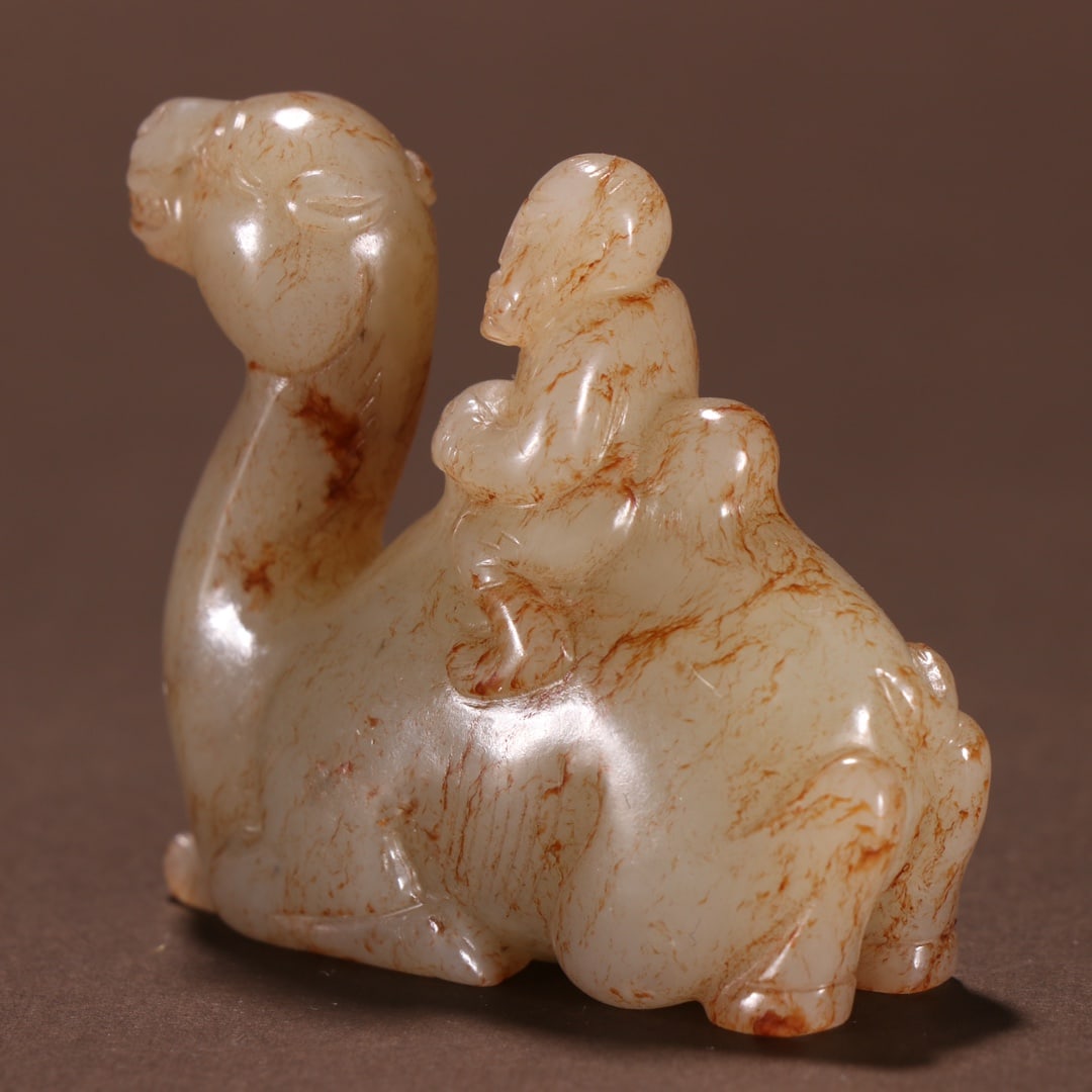 An Exquisite White Jade Camel Ornament - 7