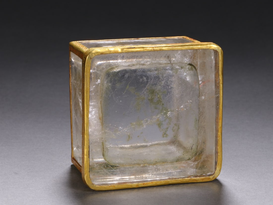 An Exquisite Crystal Painted Gold Box - 10