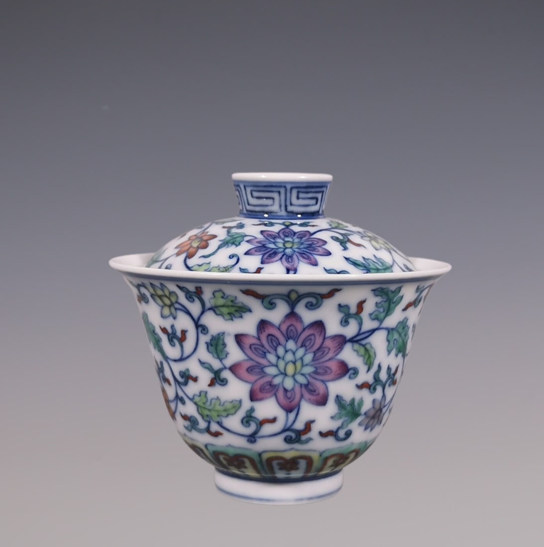 An Exquisite Doucai Blue and White Lotus Pattern Bowl: An Exquisite Doucai Blue and White Lotus Pattern Bowl Qing Dynasty, China Yongzheng Six-character Mark Size:8cmx8.2cm (The Dimensions Of All Batches Are Manually Measured.If You Need More Detailed