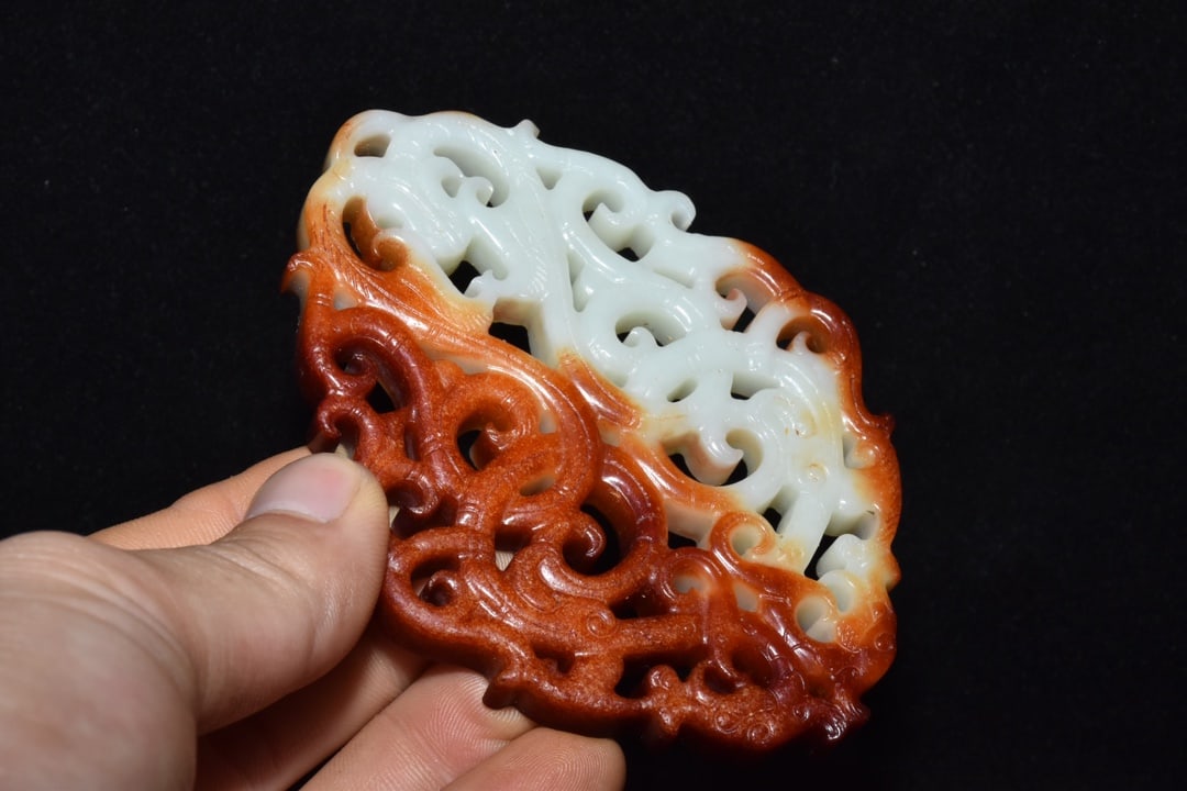 An Exquisite White Jade Dragon Pattern Ornament - 5