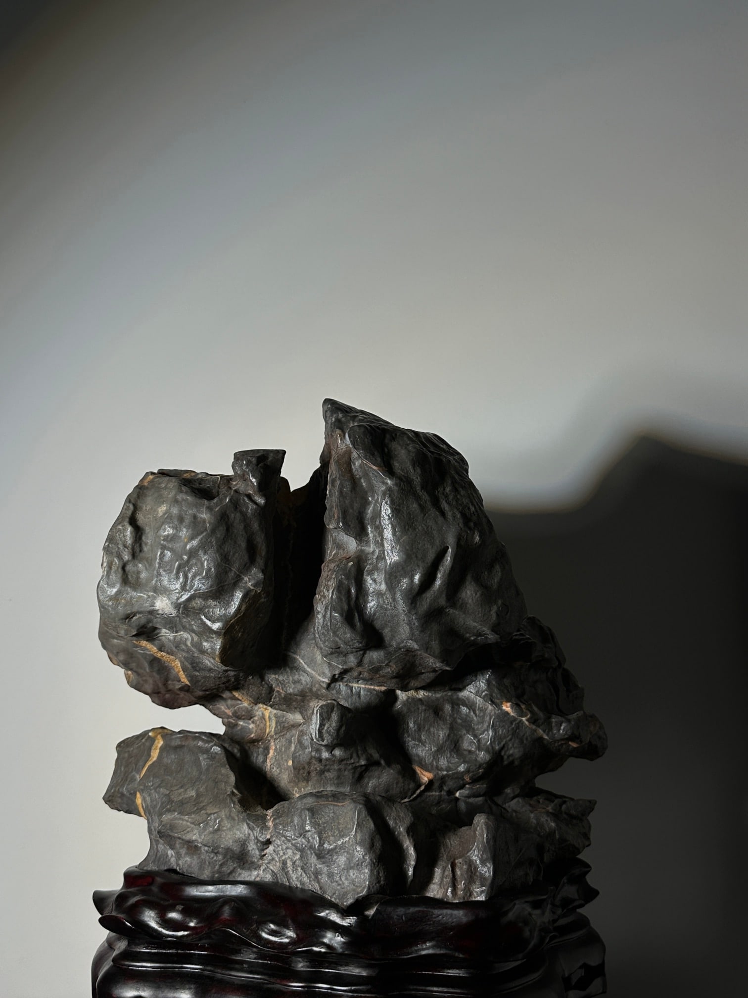 An Exquisite Lingbi Stone Ornament - 2